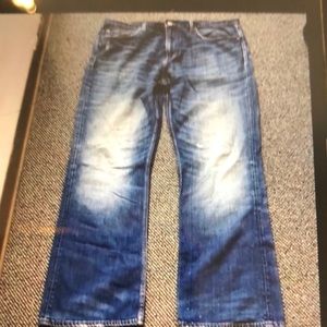 Banana Republic men’s boot cut distressed jeans Sz 36x32 gently loved